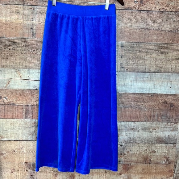 JUICY COUTURE Electric Blue Vintage High Waist Wide Leg Velour Cropped Pant - Picture 2 of 8